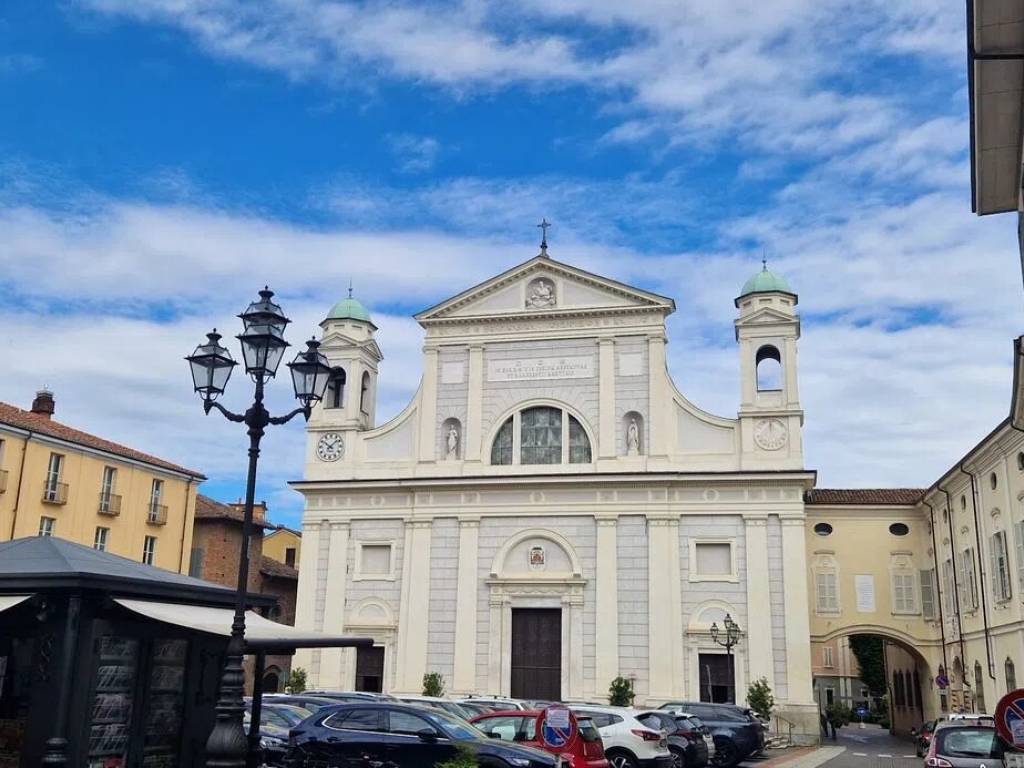 appartamento in vendita a Tortona in zona Centro Storico