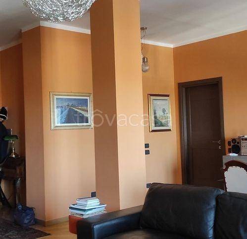 appartamento in vendita a Tortona in zona Centro Storico