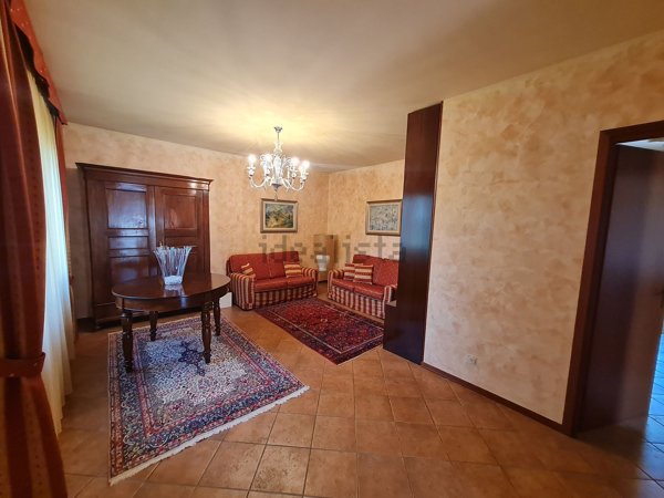 appartamento in vendita a Tortona in zona Paghisano