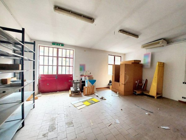 appartamento in vendita a Tortona in zona Centro Storico