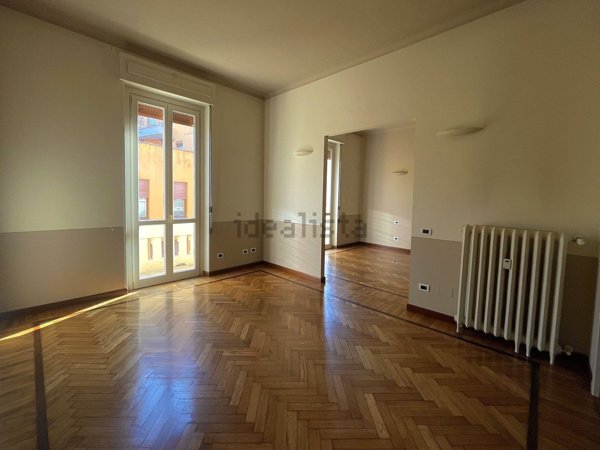 appartamento in vendita a Tortona in zona Centro Storico