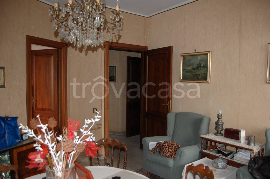 appartamento in vendita a Tortona in zona Centro Storico