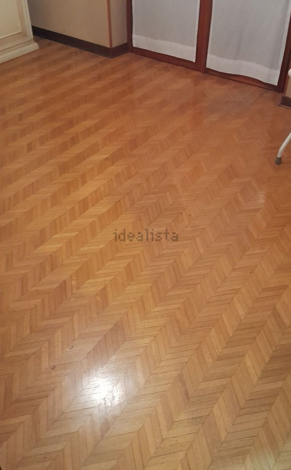 casa indipendente in vendita a Tortona