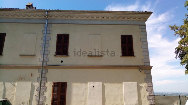 casa indipendente in vendita a Tortona in zona Castello