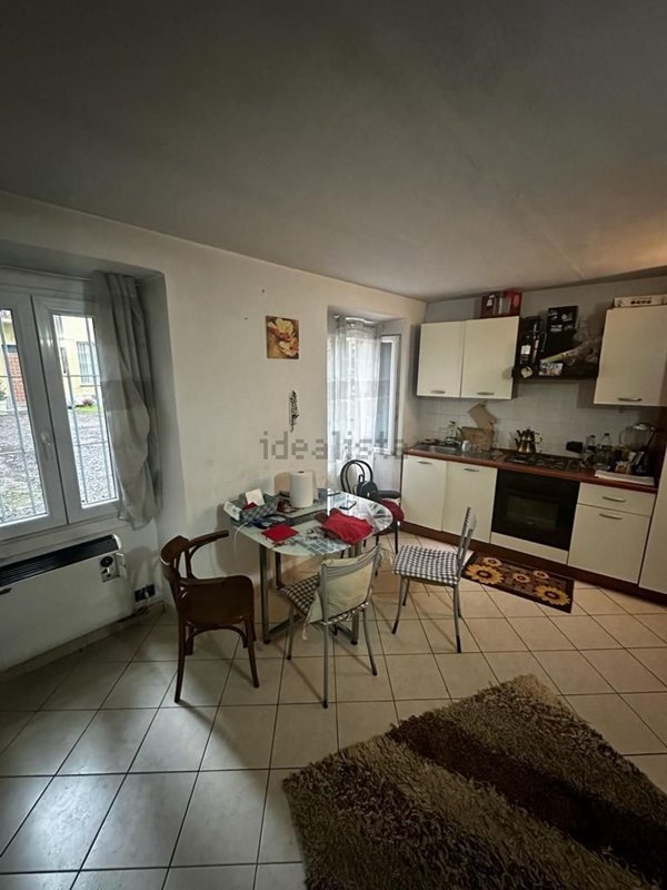 appartamento in vendita a Tortona in zona Centro Storico
