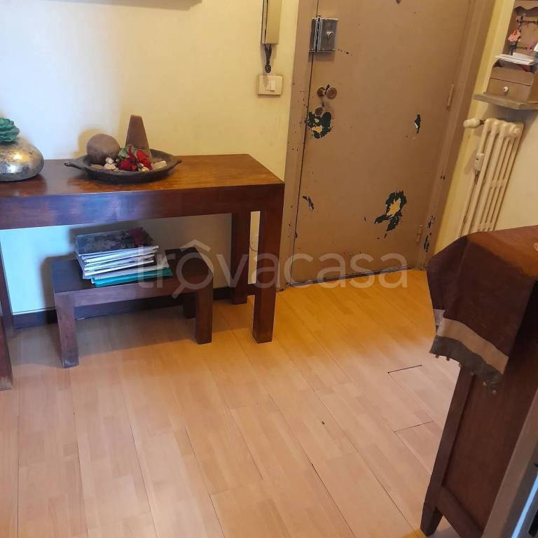 appartamento in vendita a Tortona in zona San Bernardino