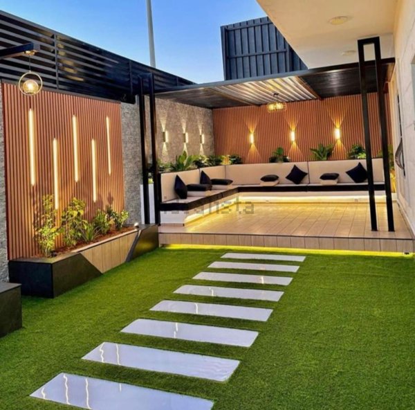 casa indipendente in vendita a Tortona in zona Centro Storico