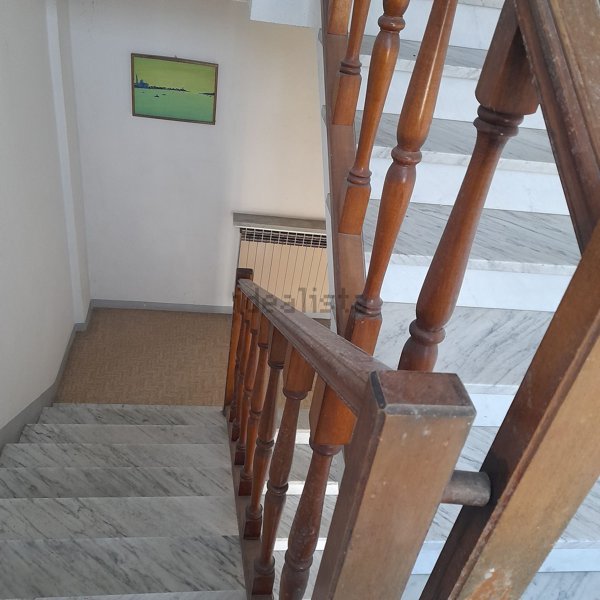 casa indipendente in vendita a Tortona