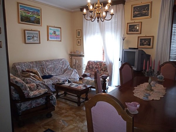 appartamento in vendita a Tortona in zona San Bernardino