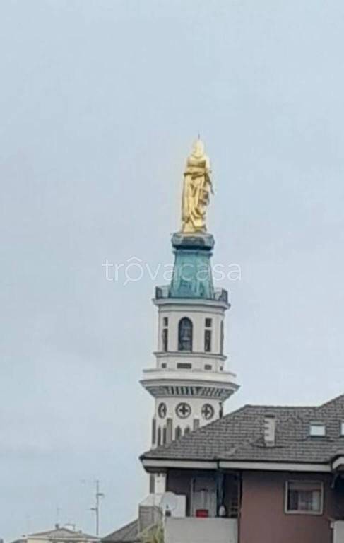 appartamento in vendita a Tortona in zona San Bernardino