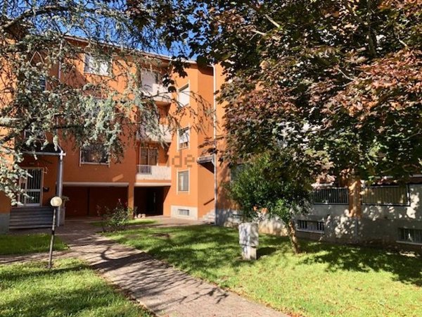 appartamento in vendita a Tortona in zona Paghisano