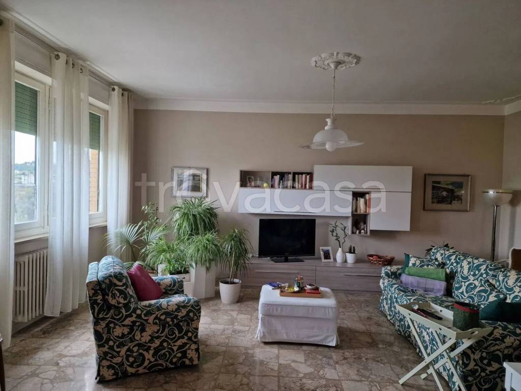 appartamento in vendita a Tortona in zona Villoria