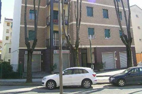 ufficio in vendita a Tortona