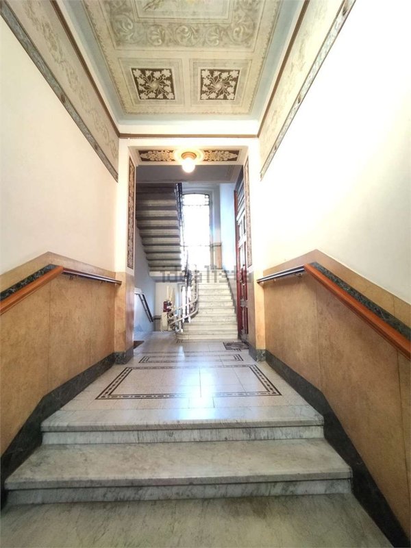 appartamento in vendita a Tortona in zona Centro Storico