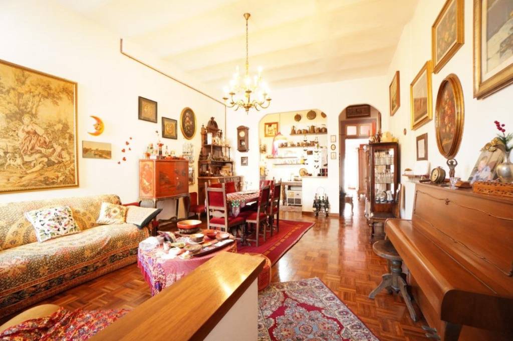 appartamento in vendita a Tortona in zona Centro Storico