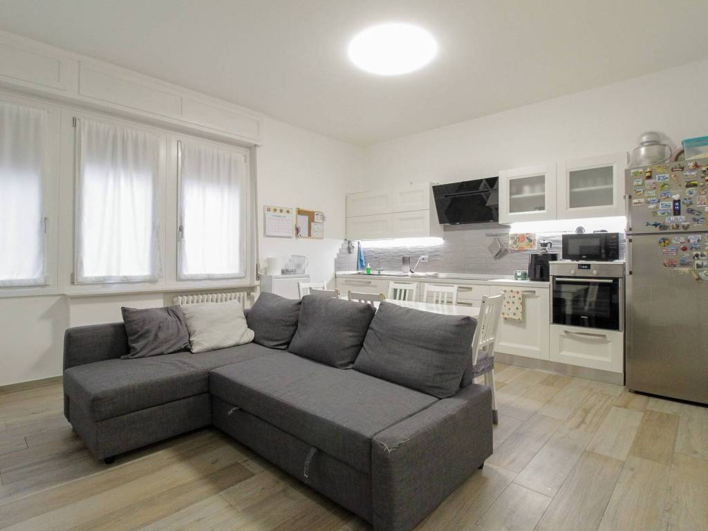 appartamento in vendita a Tortona in zona Centro Storico