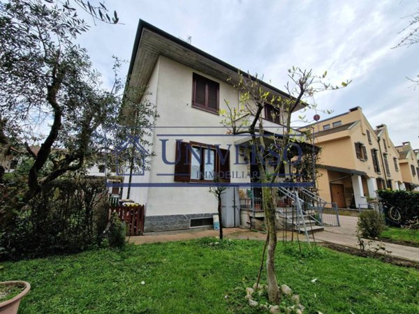 casa indipendente in vendita a Tortona in zona Centro Storico