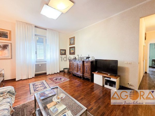 appartamento in vendita a Tortona in zona Centro Storico