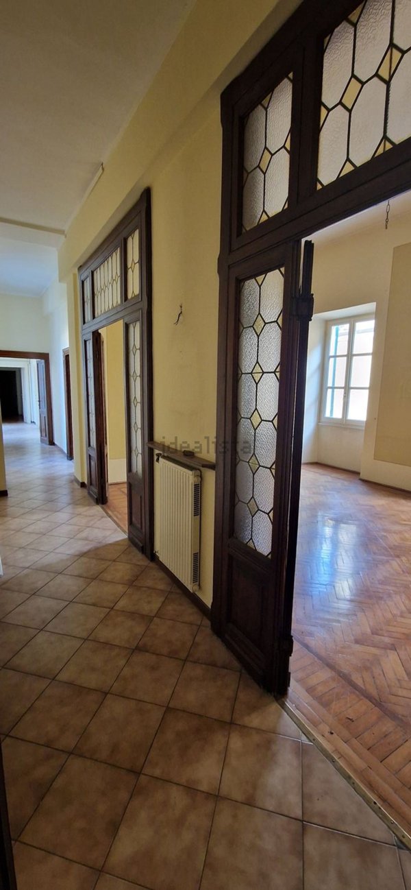 appartamento in vendita a Tortona in zona Centro Storico