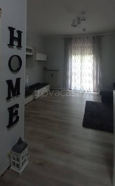 appartamento in vendita a Tortona in zona Centro Storico