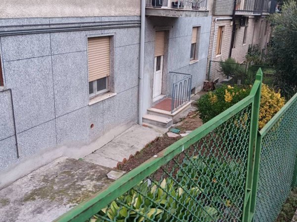 intera palazzina in vendita a Tortona