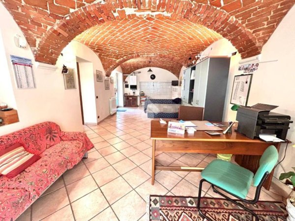 appartamento in vendita a Tortona in zona Centro Storico