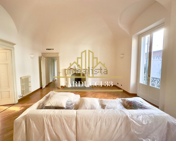 appartamento in vendita a Tortona in zona Centro Storico