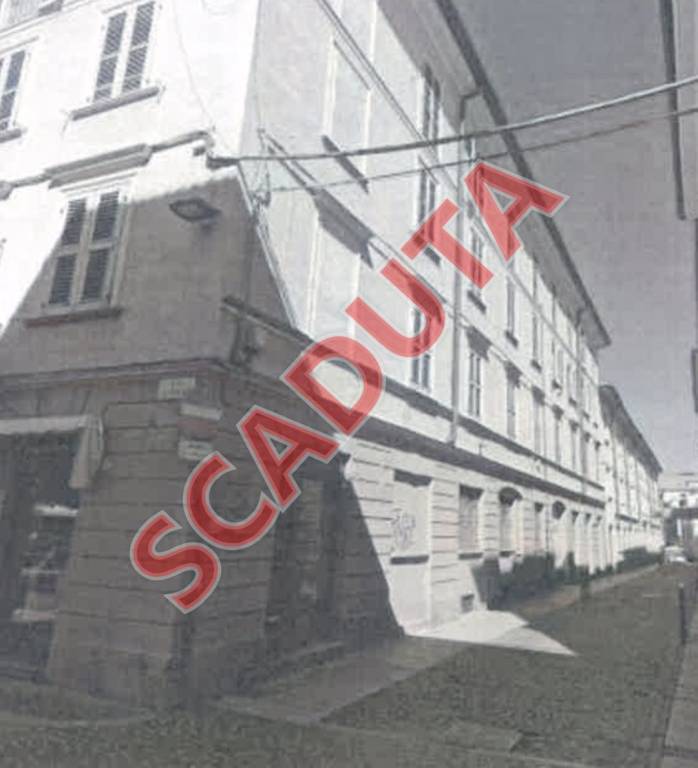 negozio in vendita a Tortona