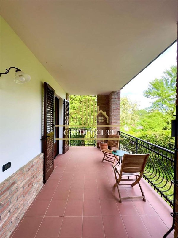 casa indipendente in vendita a Tortona