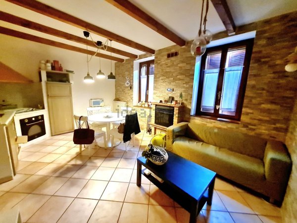 casa indipendente in vendita a Tortona in zona Oasi