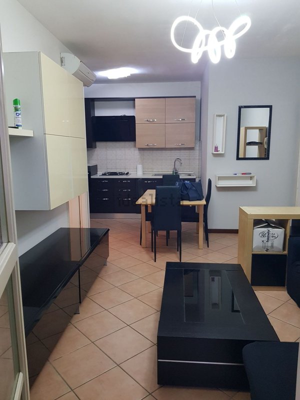appartamento in vendita a Tortona in zona San Bernardino