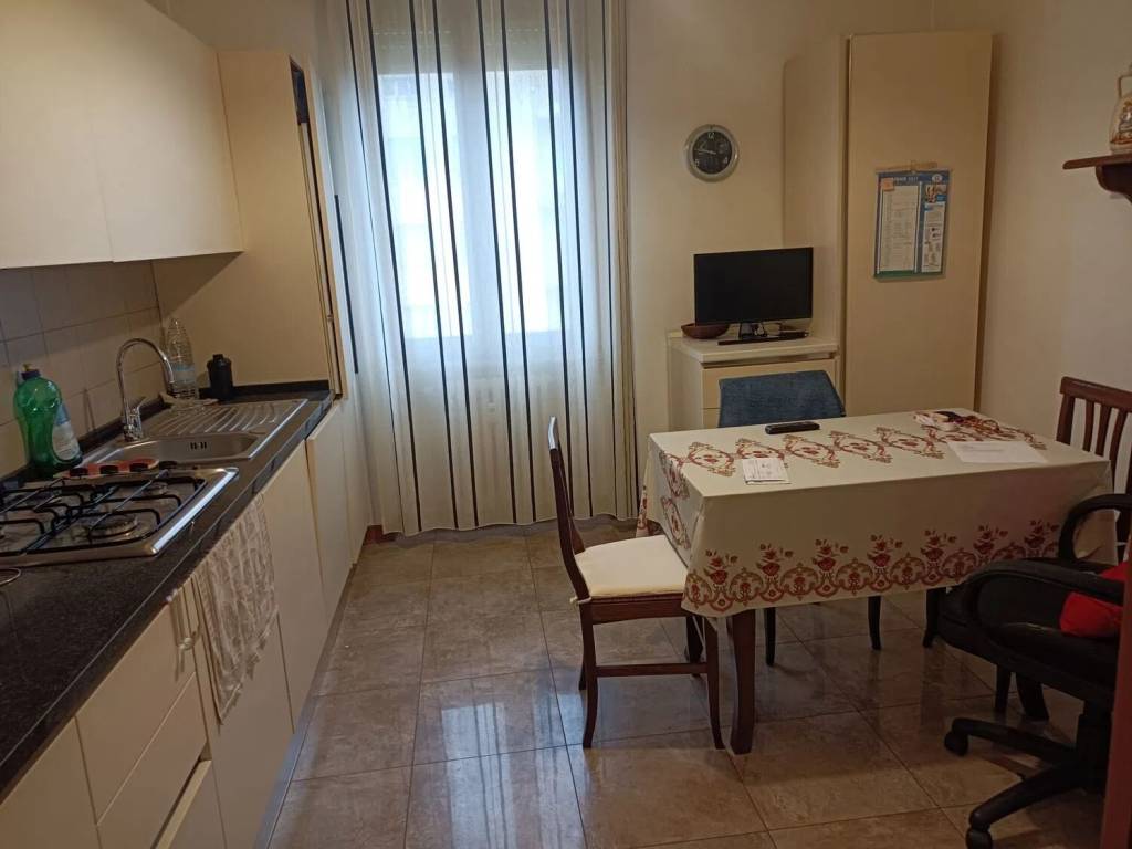 appartamento in vendita a Tortona in zona San Bernardino