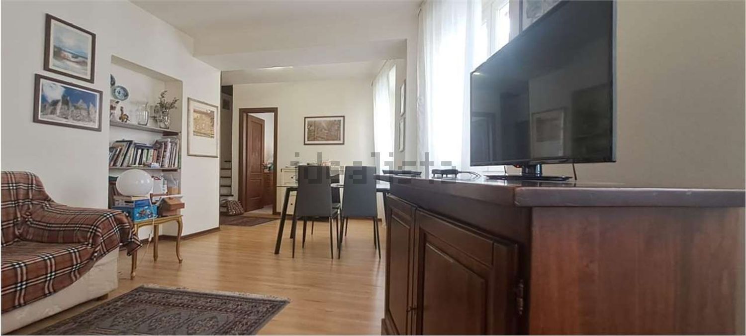appartamento in vendita a Tortona in zona Centro Storico