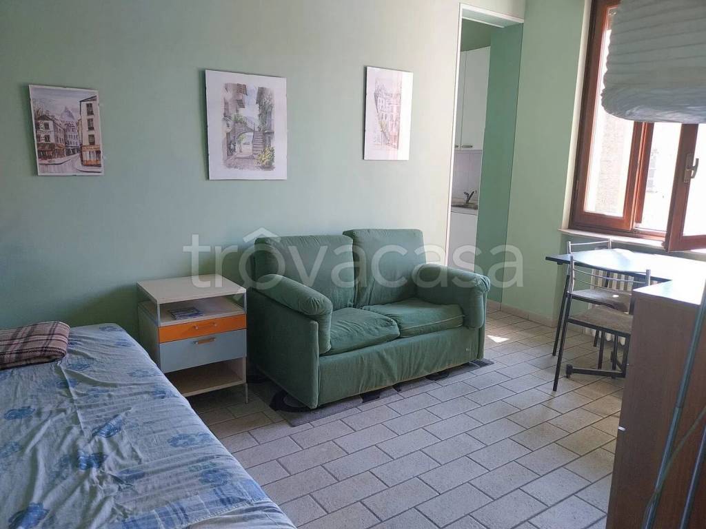 appartamento in vendita a Tortona in zona Centro Storico