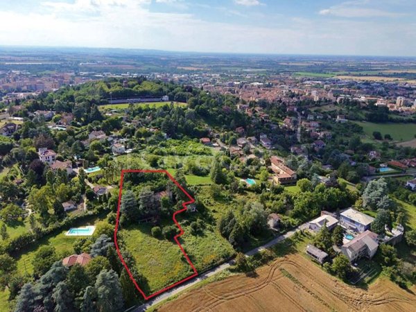 terreno agricolo in vendita a Tortona in zona Castello