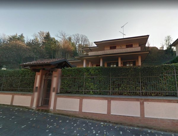 casa indipendente in vendita a Tortona in zona Castello