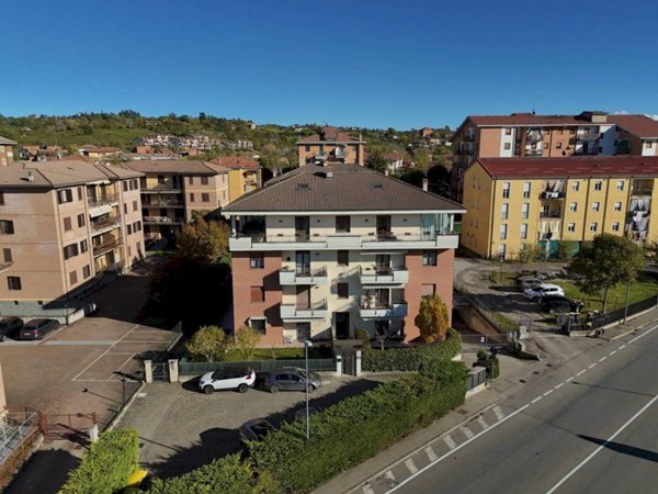 appartamento in vendita a Tortona in zona Centro Storico