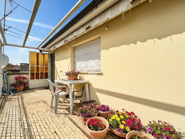 casa indipendente in vendita a Tortona in zona Centro Storico