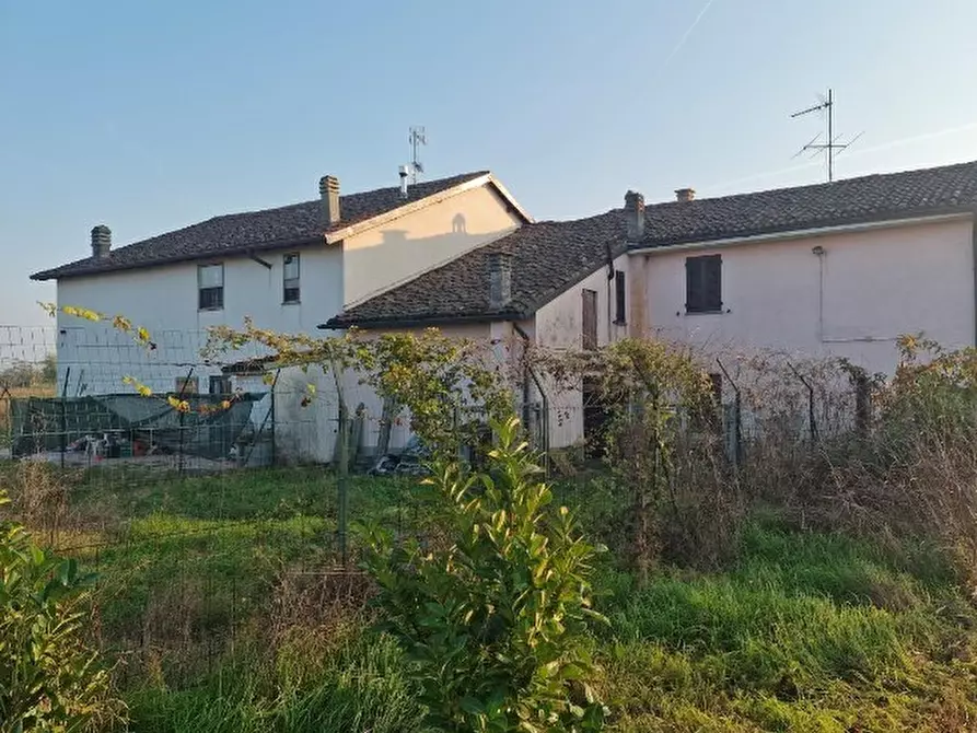 casa indipendente in vendita a Tortona in zona Torre Garofoli