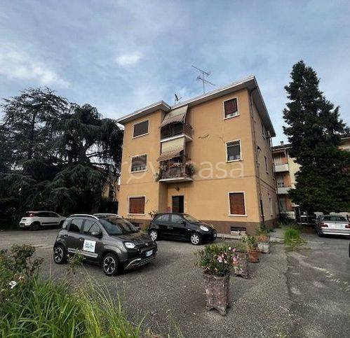 casa indipendente in vendita a Tortona in zona Oasi