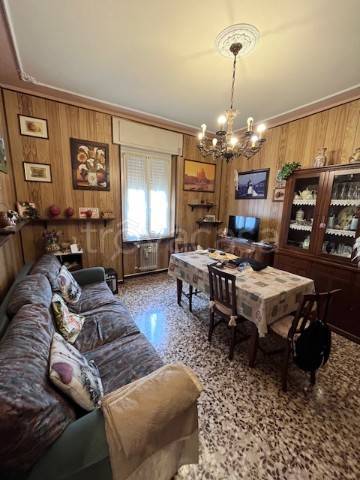 appartamento in vendita a Tortona in zona Città Giardino