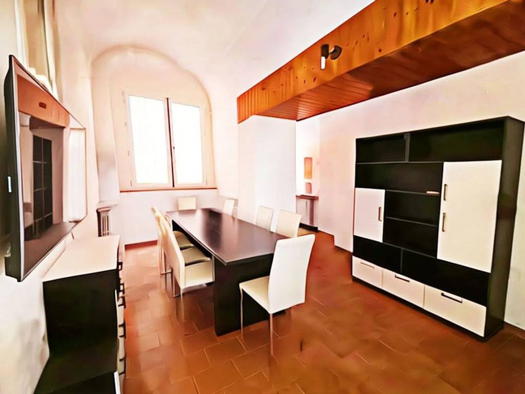 appartamento in vendita a Tortona in zona Centro Storico