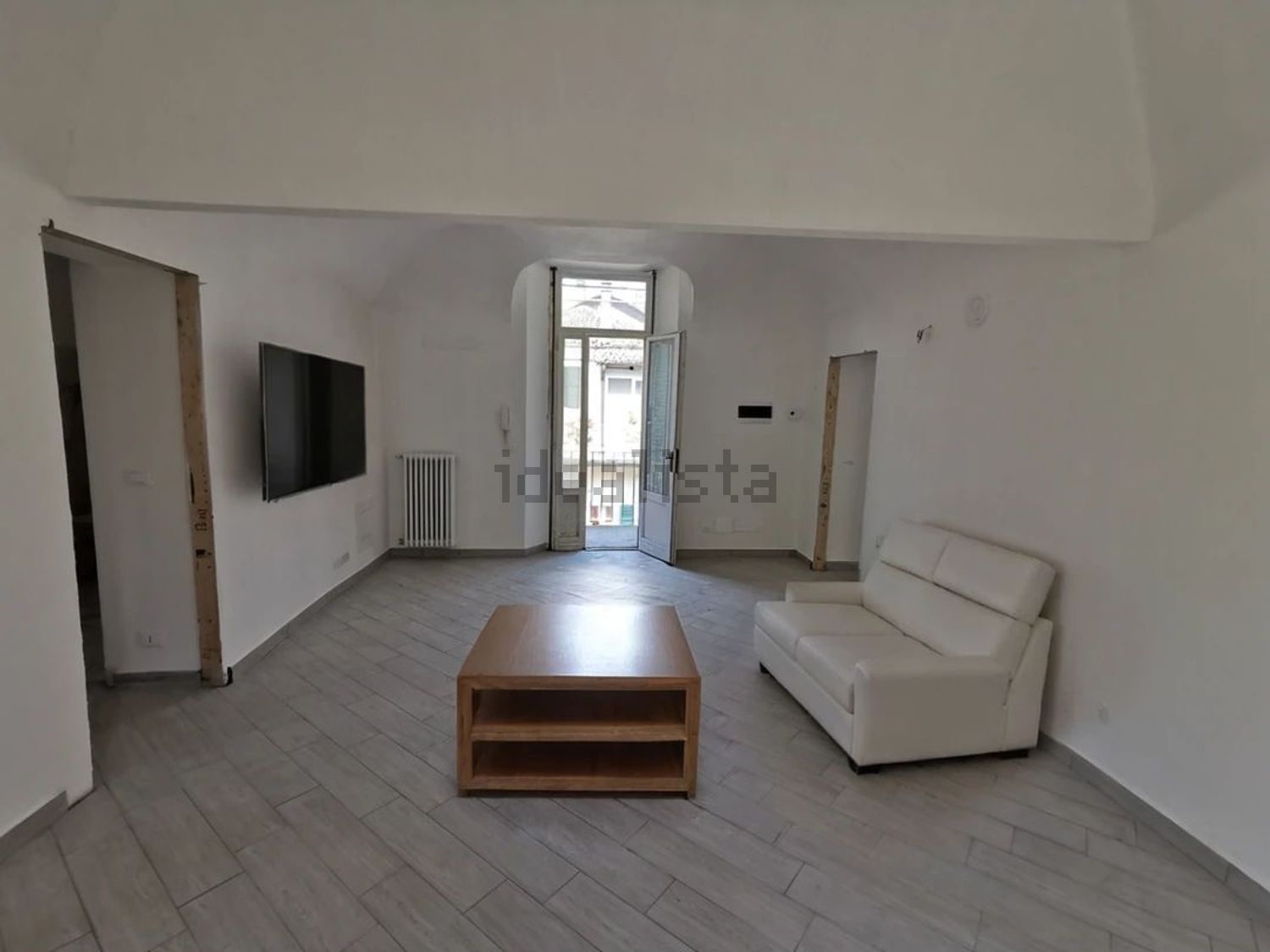 appartamento in vendita a Tortona in zona Centro Storico