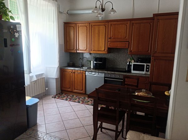 appartamento in vendita a Tortona in zona Centro Storico