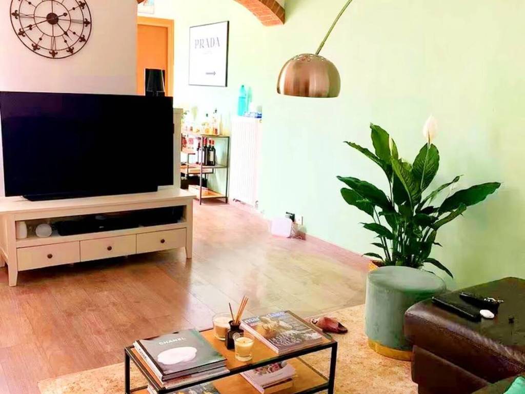 appartamento in vendita a Tortona in zona San Bernardino