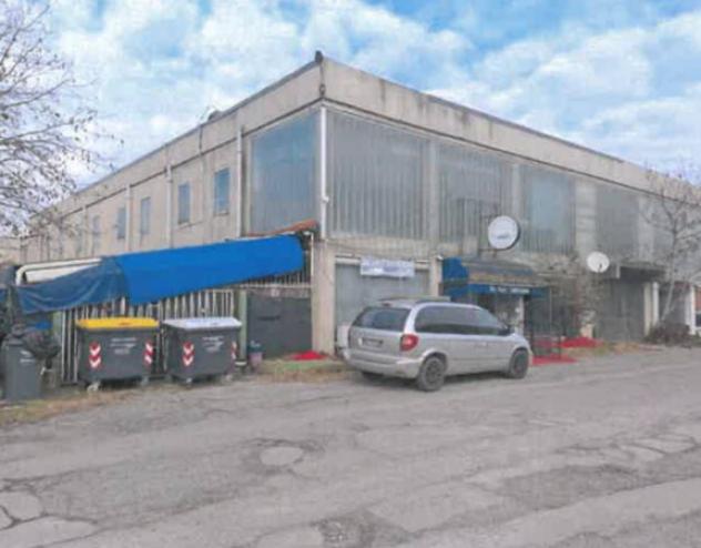 pentavano in vendita a Tortona