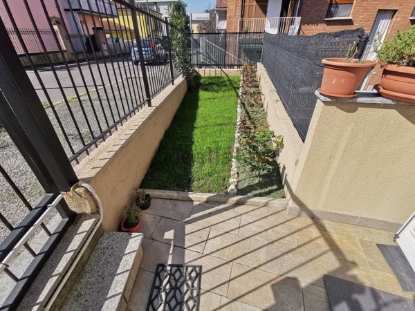 appartamento in vendita a Tortona in zona San Bernardino