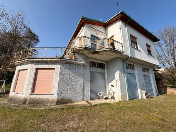 esavano in vendita a Tortona