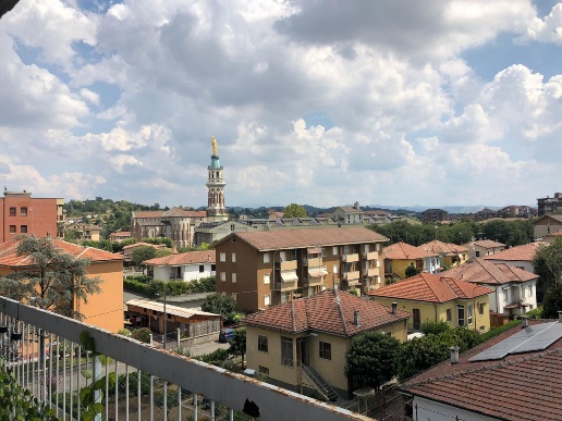 appartamento in vendita a Tortona in zona Centro Storico