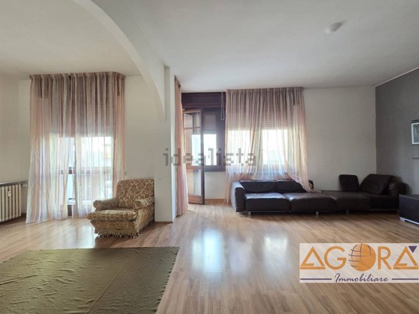 appartamento in vendita a Tortona in zona Centro Storico